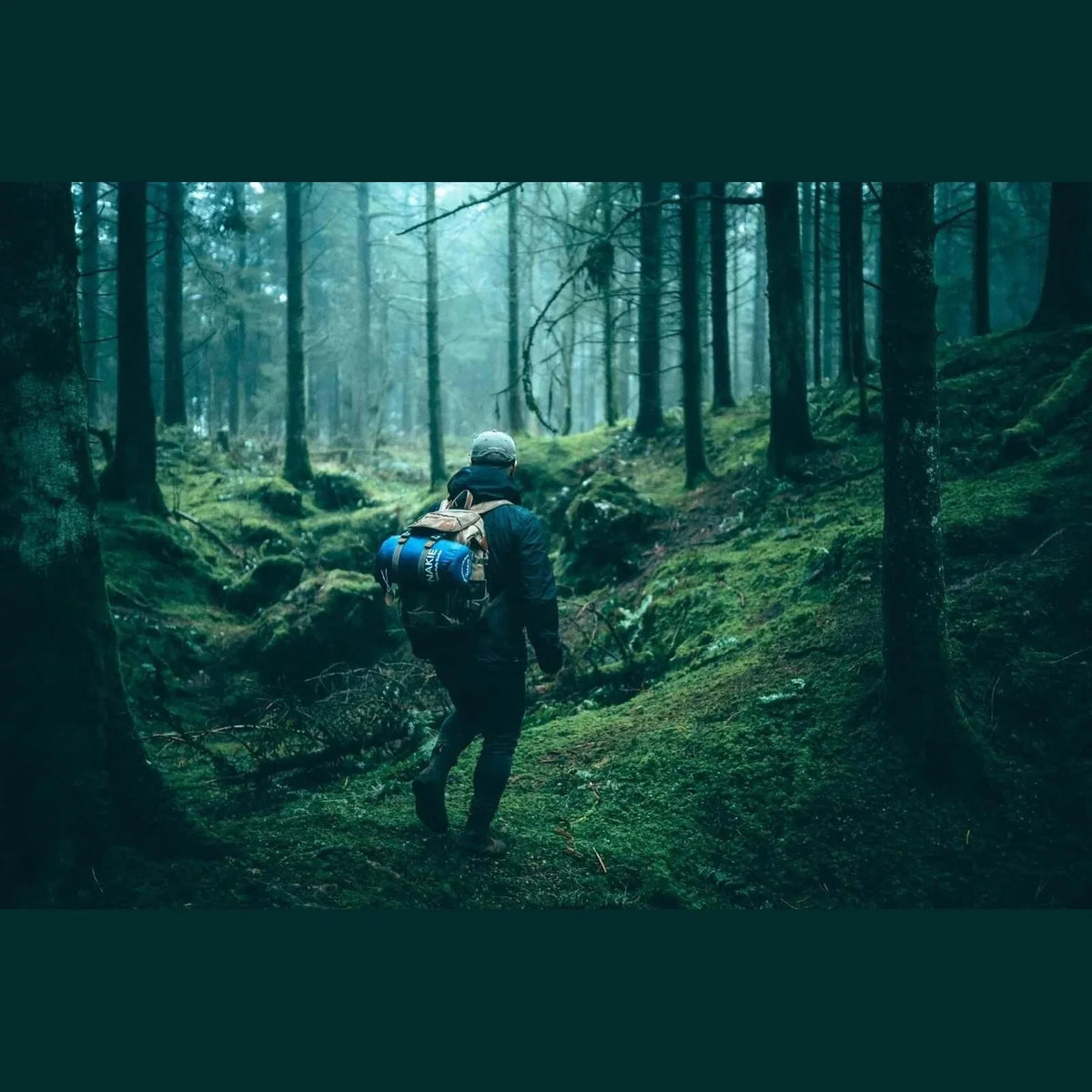 NAKIE DEEP OCEAN BLUE SUSTAINABLE DOWN - PUFFY BLANKET - Hunt The Night