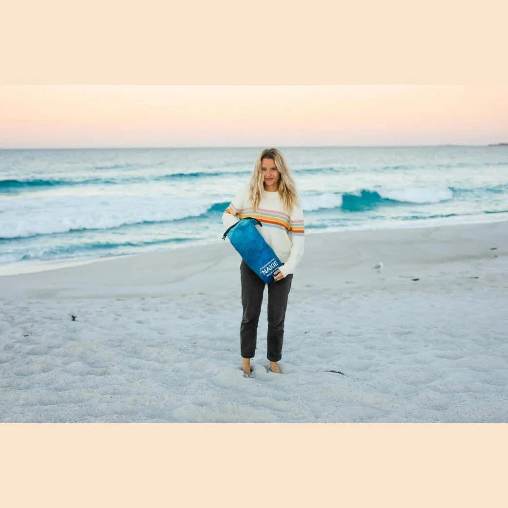 NAKIE MOUNTAIN SHADOWS SUSTAINABLE DOWN - PUFFY BLANKET - Hunt The Night