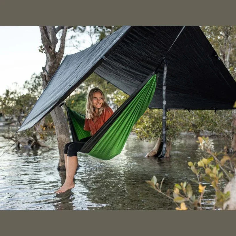NAKIE FOREST GREEN - RECYCLED HAMMOCK WITH STRAPS