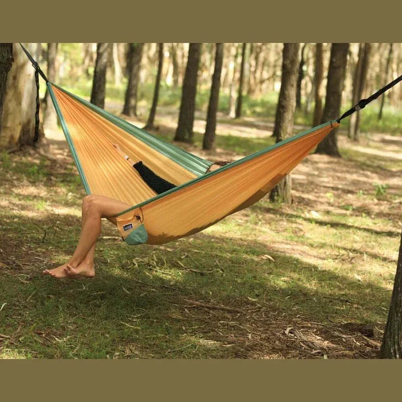 NAKIE GOLDEN MANGO - RECYCLED HAMMOCK WITH STRAPS - Hunt The Night