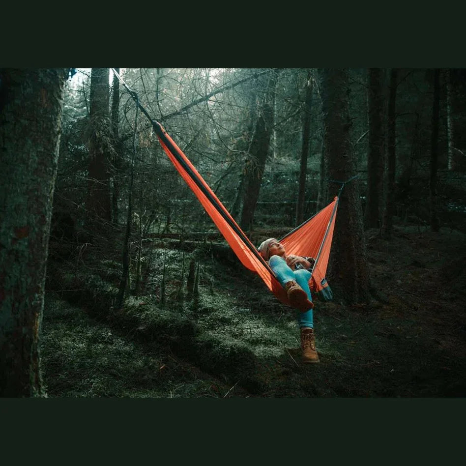 NAKIE SUNBURNT ORANGE RECYCLED HAMMOCK WITH STRAPS - Hunt The Night