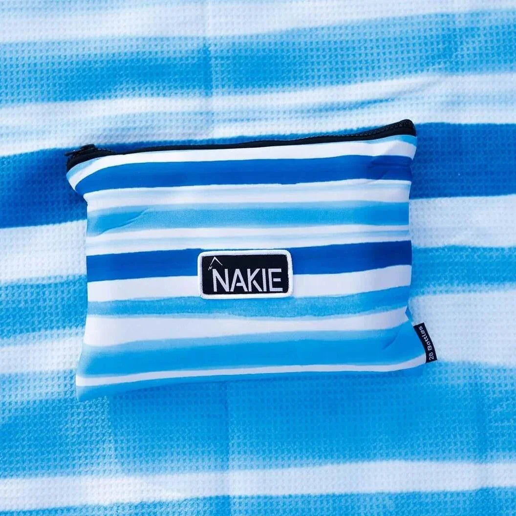 NAKIE OCEAN BREEZE - RECYCLED SAND FREE BEACH TOWEL - Hunt The Night