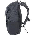 Mystery Ranch District 18