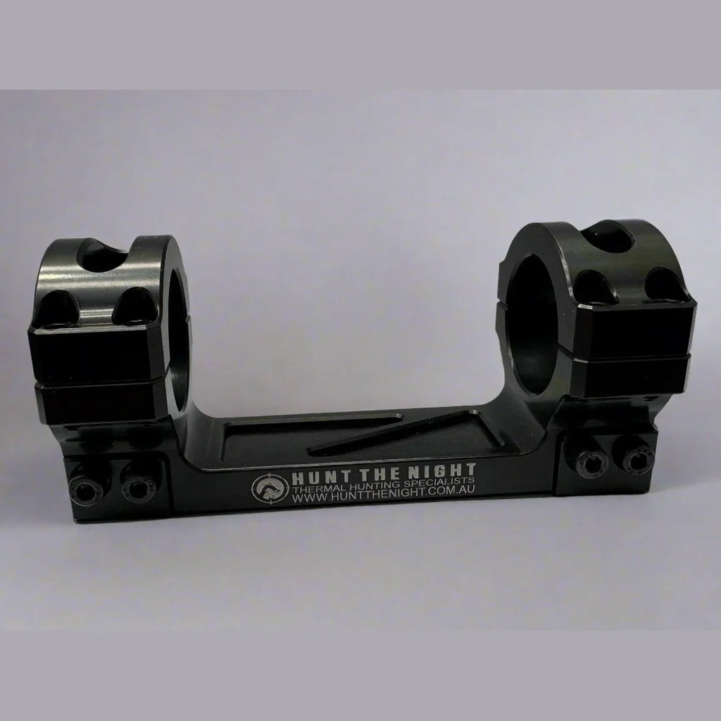 Hunt The Night One-Piece Mount.