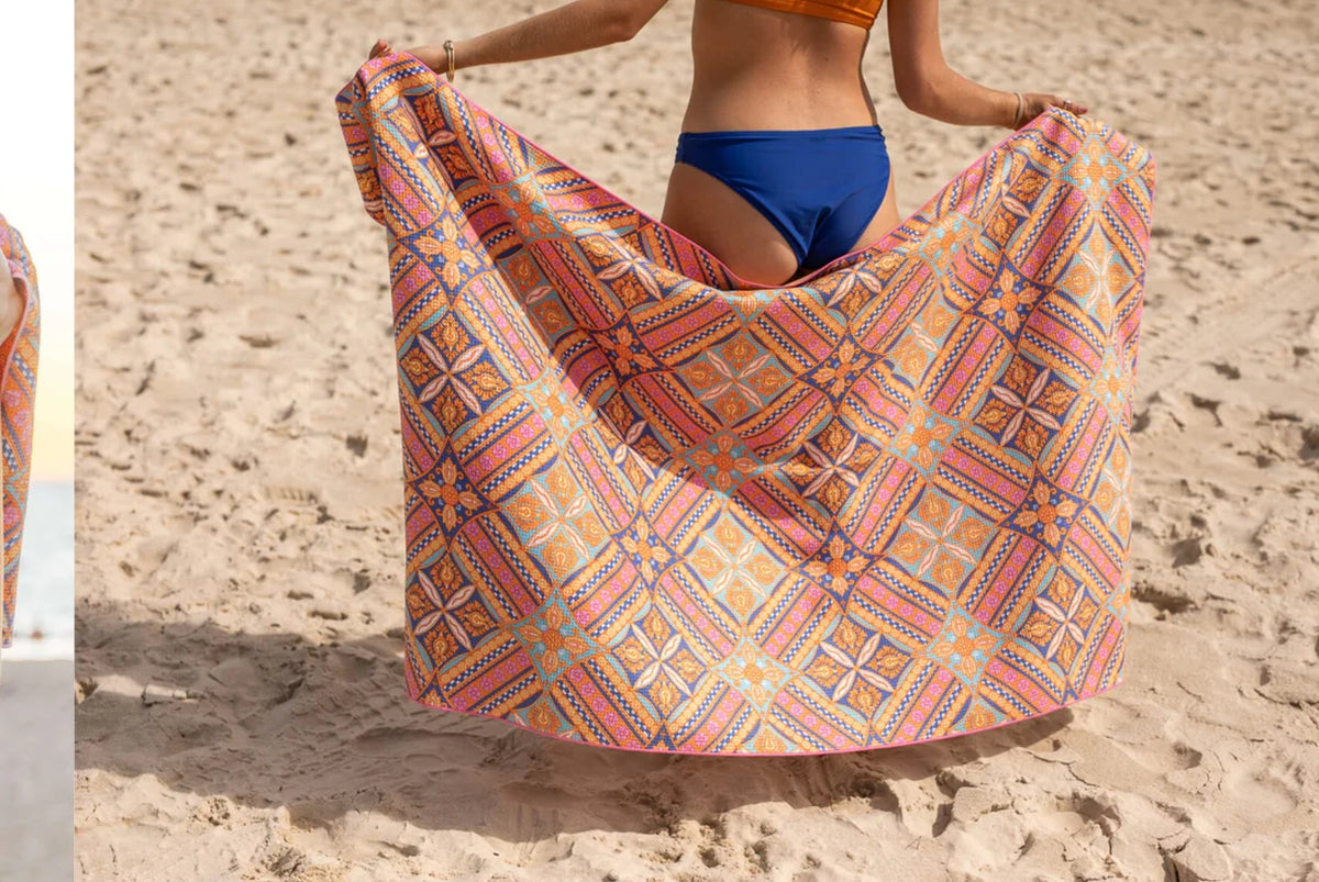 NAKIE ROSY TIDES - RECYCLED SAND FREE BEACH TOWEL