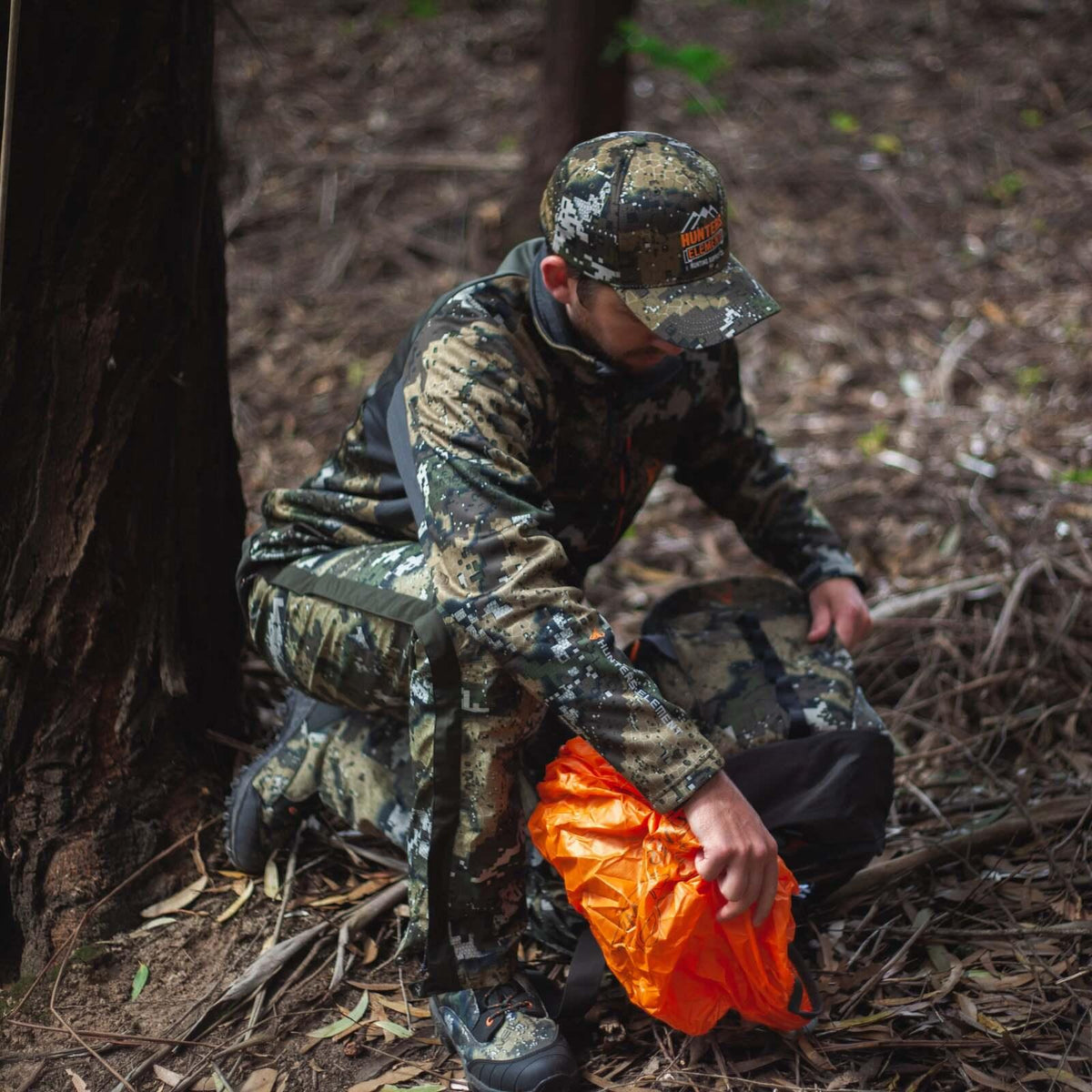 HUNTERS ELEMENT OBSIDIAN TROUSER DESOLVE VEIL