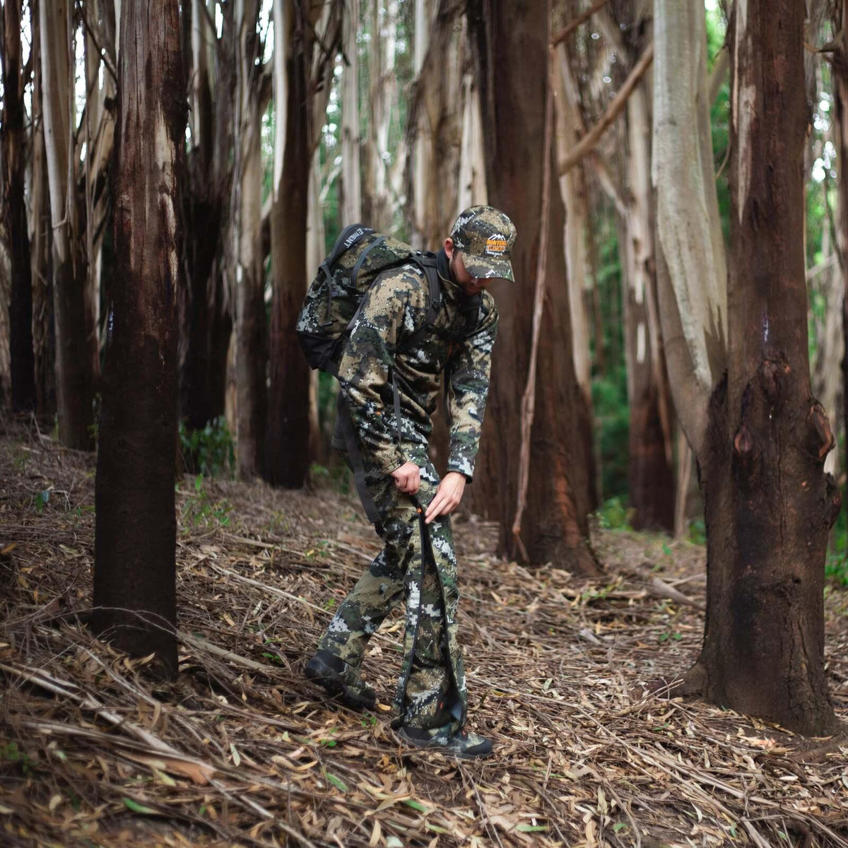 HUNTERS ELEMENT OBSIDIAN TROUSER DESOLVE VEIL